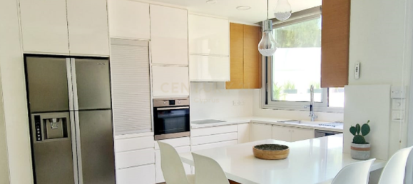 5 chambres Villa à Agios Athanasios, Cyprus No. 12076 10