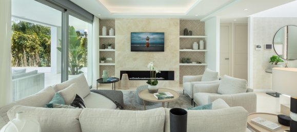 5 bedrooms Villa in Nueva Andalucia, Spain No. 2998 20