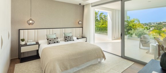 5 bedrooms Villa in Nueva Andalucia, Spain No. 2998 6