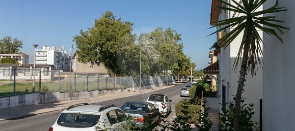 3 chambres Maison à Lisbon, Portugal No. 28832 2