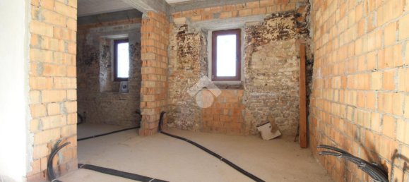 Casa de 6 divisões em Castel di Lama, Italy N.º 125361 5