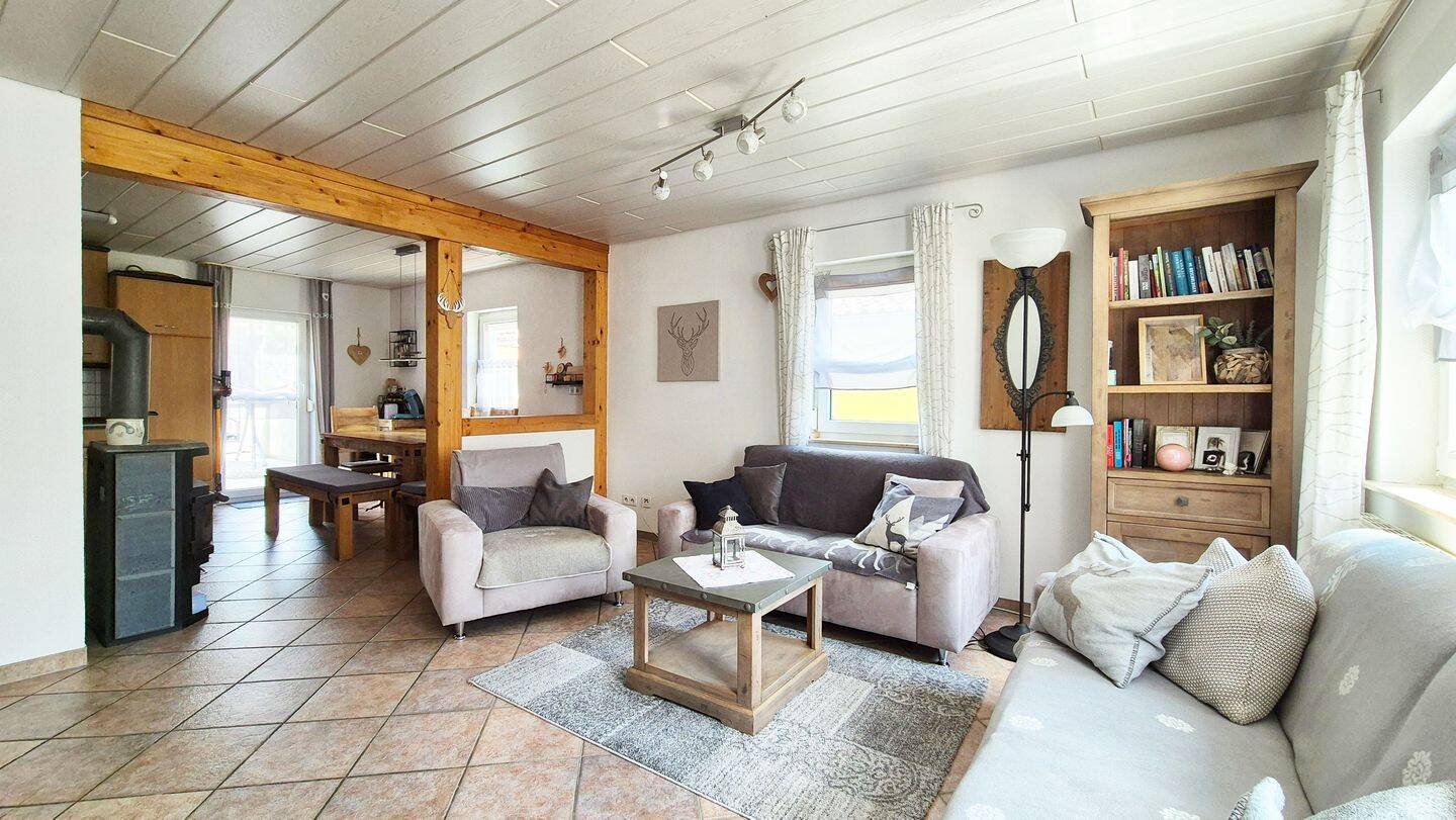 8 rooms Townhouse in Schwabisch Hall, Germany No. 325628