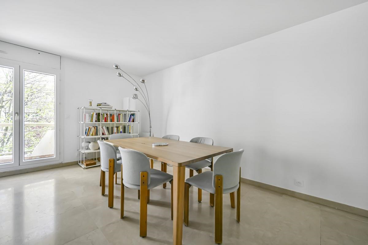 3 Schlafzimmer Wohnung in Saint-Mande, France, Nr. 348892