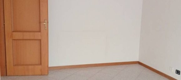 2 Schlafzimmer Wohnung in Messina, Italy, Nr. 176407 12