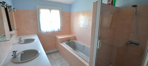 Дом с 4 спальнями в Талюйэр, Франция № 99838 12