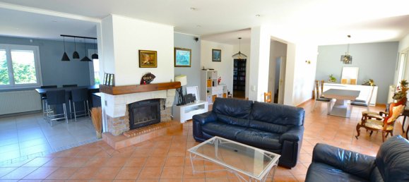 Дом с 4 спальнями в Талюйэр, Франция № 99838 6