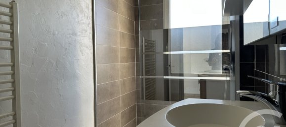 Квартира с 3 спальнями в Гренобль, Франция № 279483 9