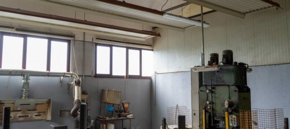 5-Zimmer Lagerhaus in Solbiate con Cagno, Italy, Nr. 92306 11