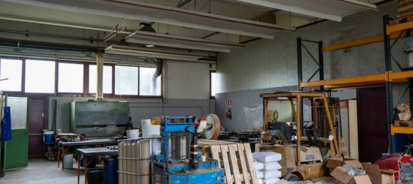 5-Zimmer Lagerhaus in Solbiate con Cagno, Italy, Nr. 92306 7