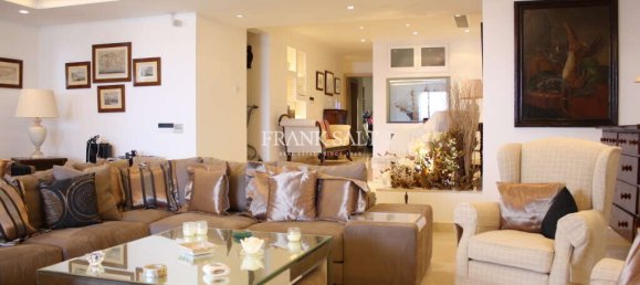 2 bedrooms Apartment in Saint Julian's, Malta No. 8556 3