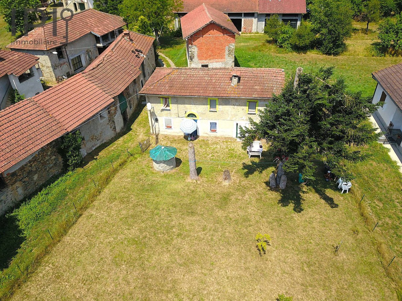 3 bedrooms House in Mioglia, Italy No. 295097