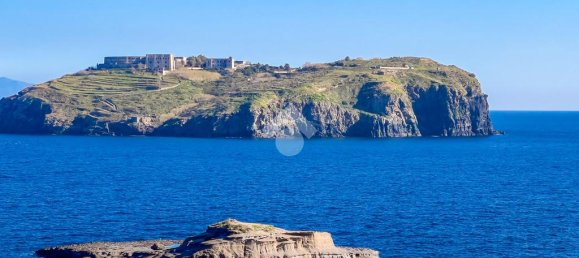 1 bedroom Apartment in Ventotene, Italy No. 291926 3