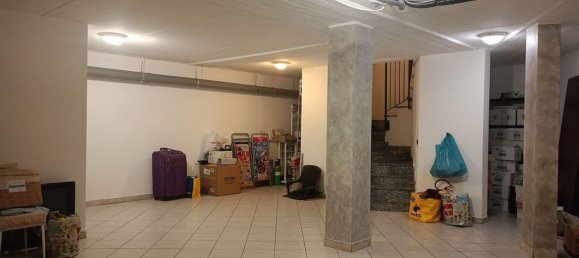 140m² Commercial property in Garbagnate Milanese, Italy No. 11799 24