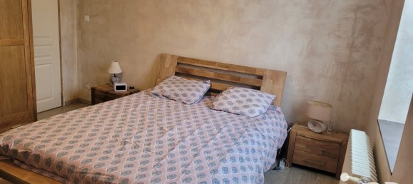 2 bedrooms House in Saint-Pierre-les-Etieux, France No. 266977 15