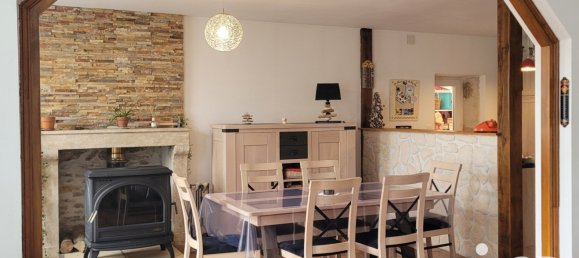 2 bedrooms House in Saint-Pierre-les-Etieux, France No. 266977 4