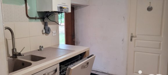 2 bedrooms House in Saint-Pierre-les-Etieux, France No. 266977 9