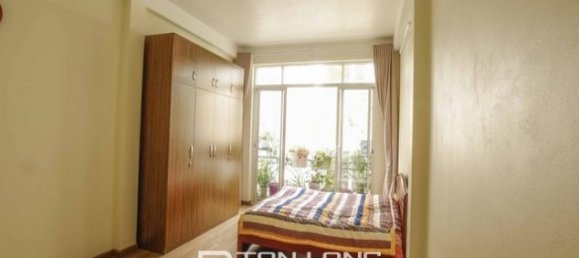 Casa de 2 dormitorios en Long Bien, Vietnam No. 1429 4