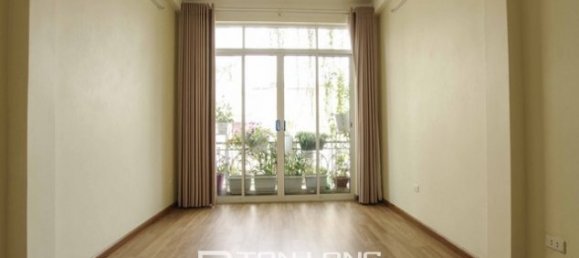 Casa de 2 dormitorios en Long Bien, Vietnam No. 1429 6