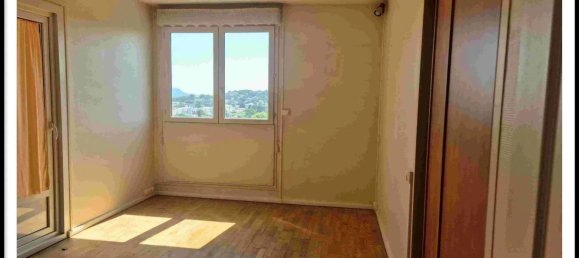 3 bedrooms Apartment in Bagnols-sur-Ceze, France No. 360871 7