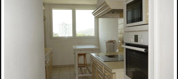 3 bedrooms Apartment in Bagnols-sur-Ceze, France No. 360871 3