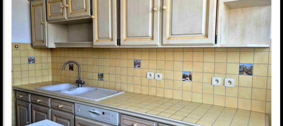 3 bedrooms Apartment in Bagnols-sur-Ceze, France No. 360871 2