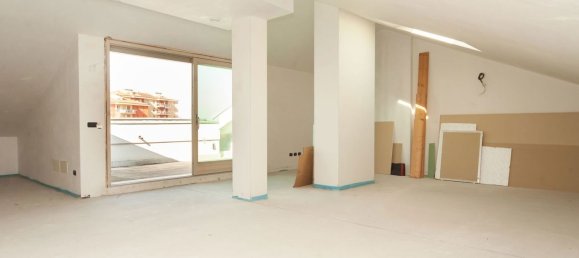 4غرفة بانتهاوس في Desio, Italy رقم 160233 25