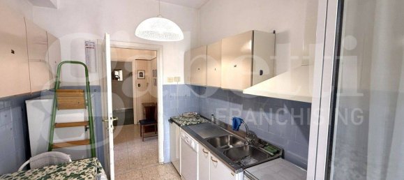 3 Schlafzimmer Wohnung in Rome, Italy, Nr. 284637 13