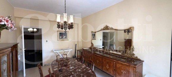 3 Schlafzimmer Wohnung in Rome, Italy, Nr. 284637 5