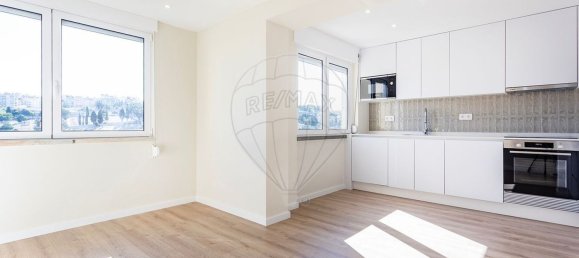 2 Schlafzimmer Wohnung in Lisbon, Portugal, Nr. 226142 2