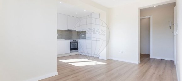 2 Schlafzimmer Wohnung in Lisbon, Portugal, Nr. 226142 4