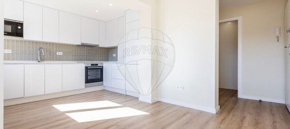 2 Schlafzimmer Wohnung in Lisbon, Portugal, Nr. 226142 5