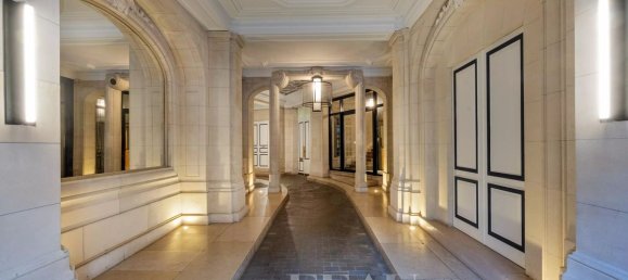 2 bedrooms Apartment in Paris, France No. 151058 4