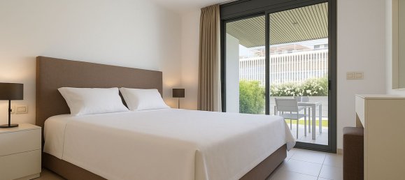 Apartamento de 3 dormitorios en Marbella, Spain No. 184965 7