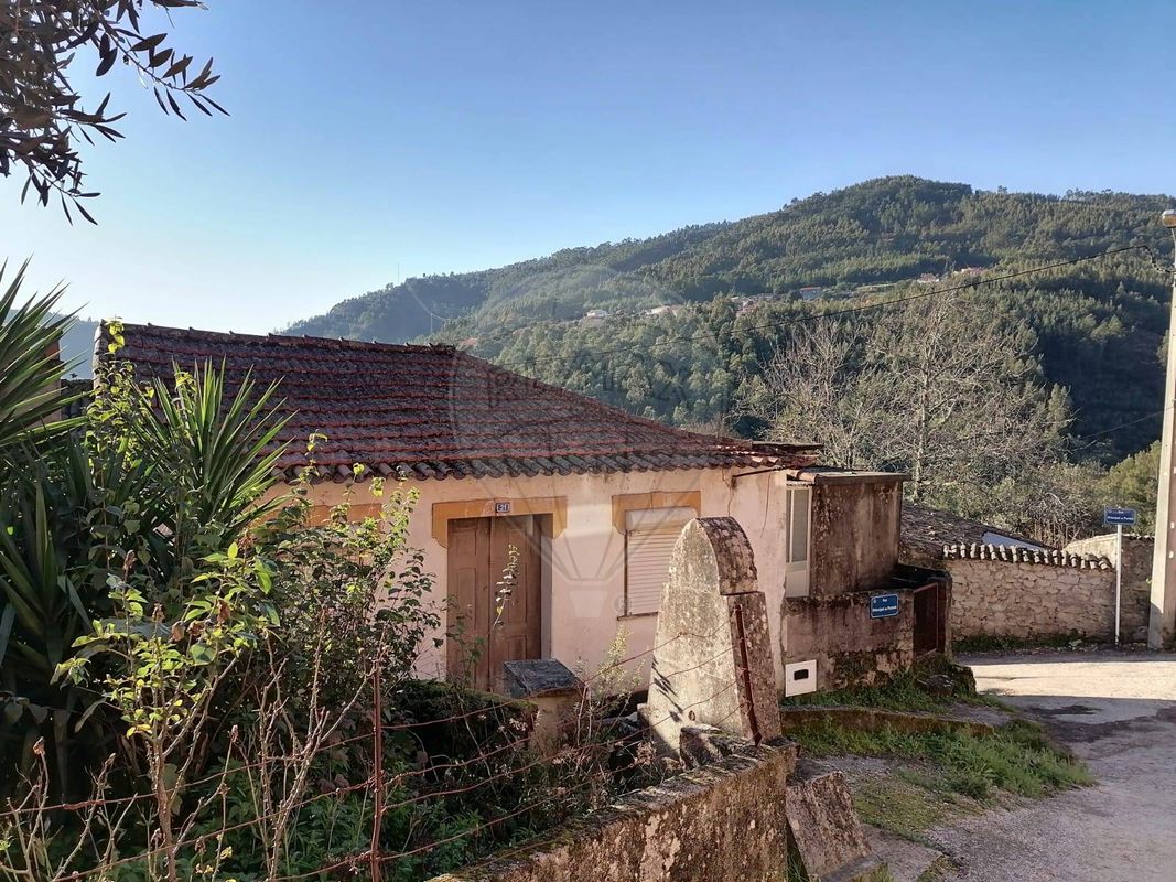 Casa de 2 dormitorios en Góis, Portugal No. 31354