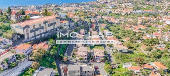 3 bedrooms Villa in Funchal, Portugal No. 146280 4