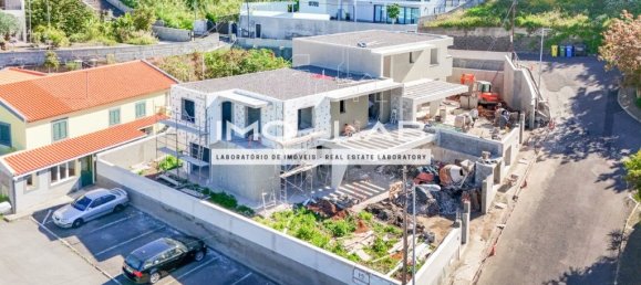 3 bedrooms Villa in Funchal, Portugal No. 146280 5