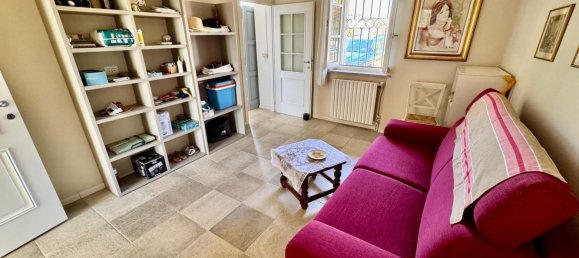 3 bedrooms Villa in Gropparello, Italy No. 325553 10