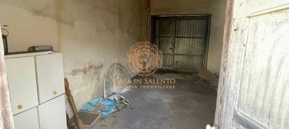 Коммерческая недвижимость с 3 комнатами в Алессано, Италия № 86019 7