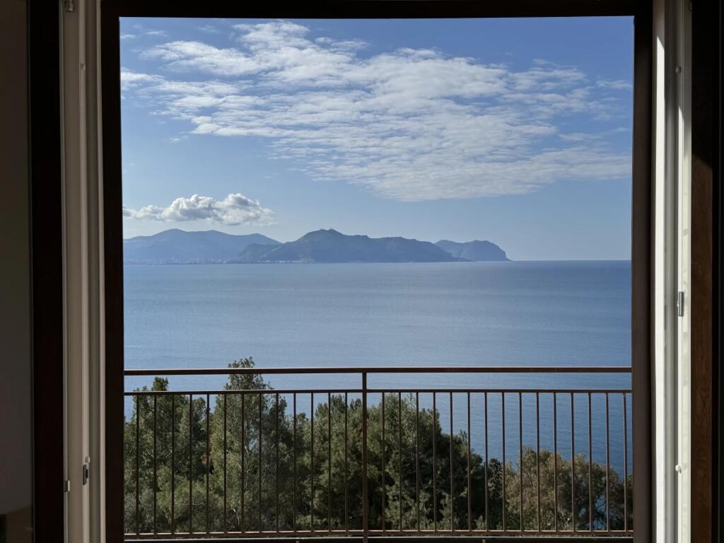 Villa T4 em Bagheria, Italy N.º 46429