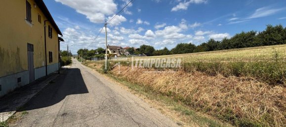 2600m² Land in Conzano, Italy No. 302784 5