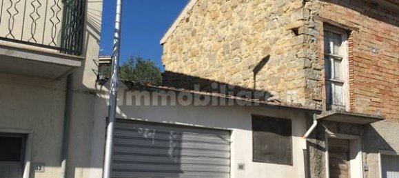 Garage à Castelverrino, Italy 47m² No. 333477 2