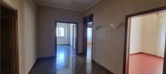 4 bedrooms Apartment in Florence, Italy No. 346368 6
