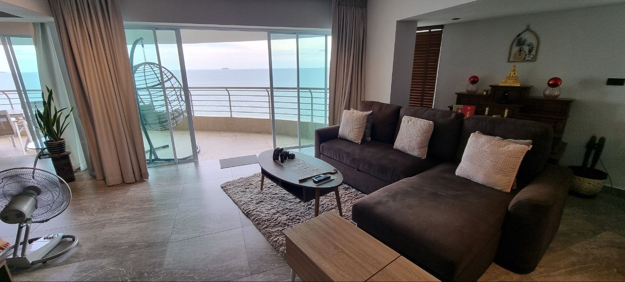 2 bedrooms Apartment in Pattaya, Thailand No. 20473