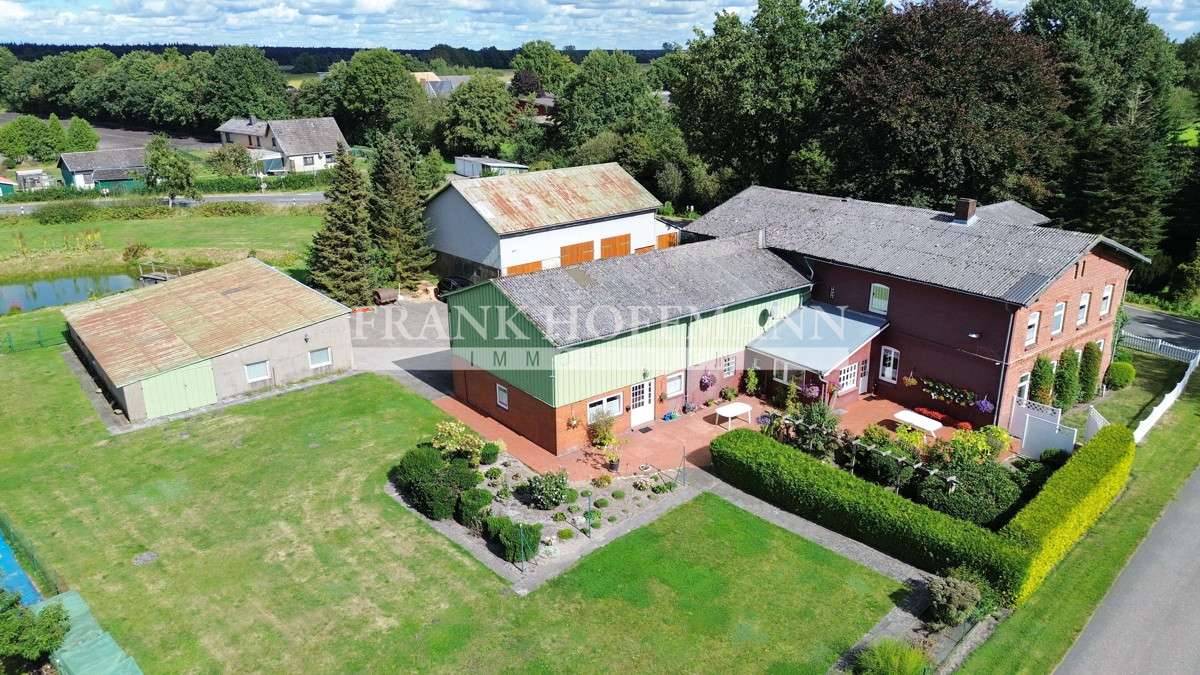 5 rooms Farm in Segeberg, Germany No. 60864