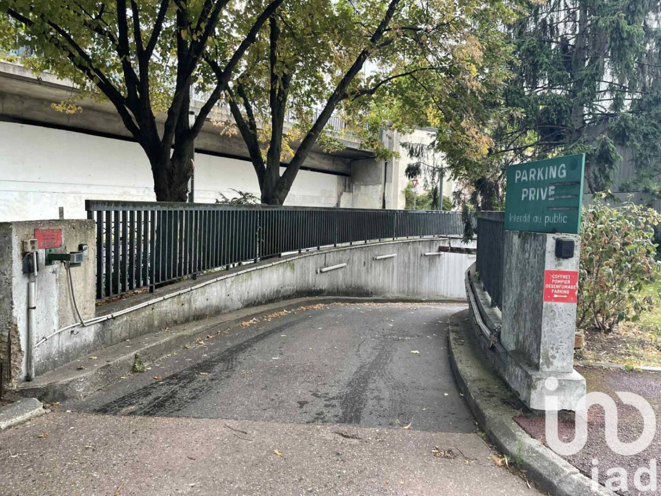 Parkplatz in Courbevoie, France 11m², Nr. 316511