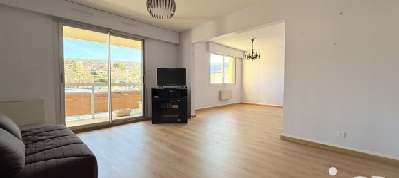 4-salle Appartement à Ambérieu-en-Bugey, France No. 274077 3