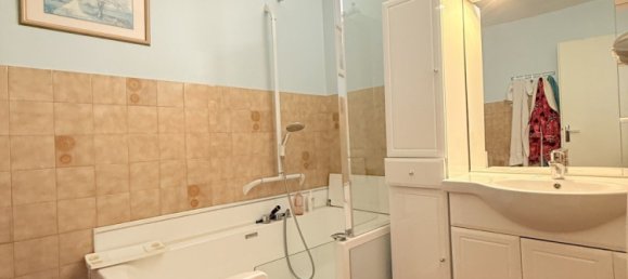 4-salle Appartement à Ambérieu-en-Bugey, France No. 274077 11