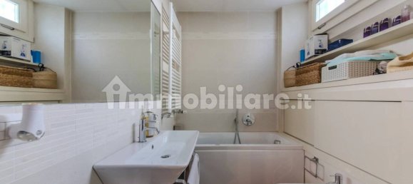 1 bedroom Apartment in Milan, Italy No. 243471 26