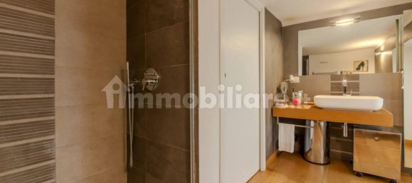 1 bedroom Apartment in Milan, Italy No. 243471 24