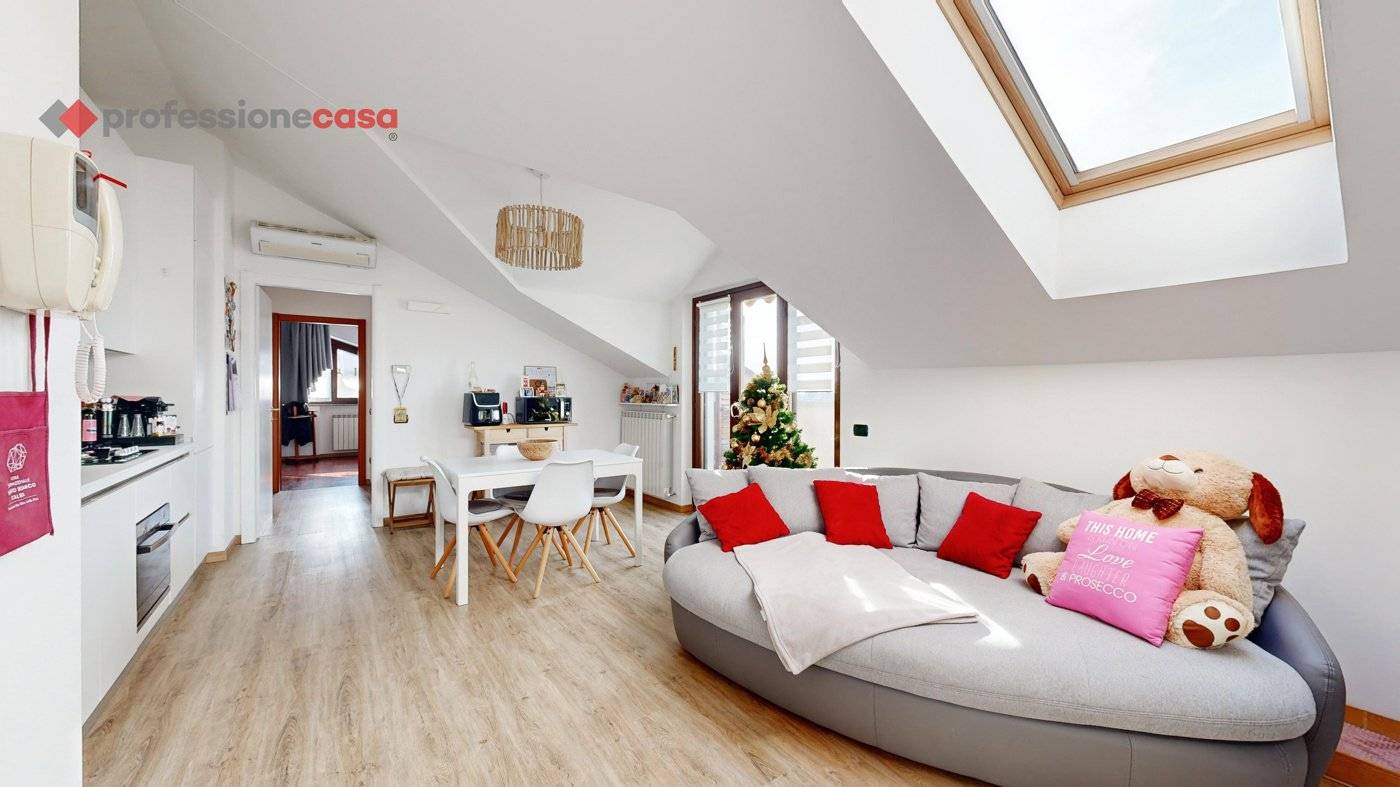 Apartamento T1 em Masate, Italy N.º 120644